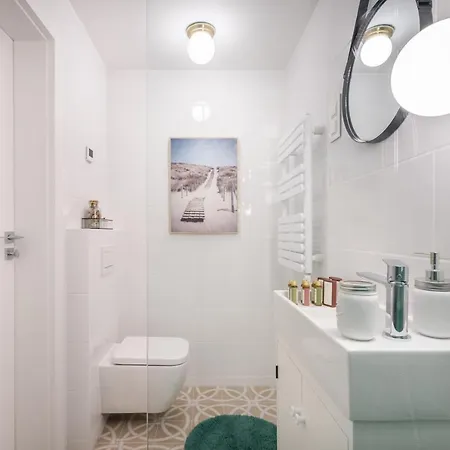 Colorful Designer In The Heart Of Appartement