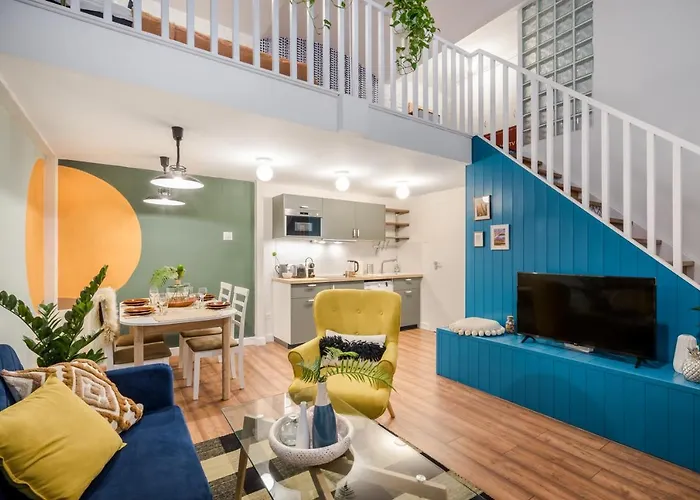 Apartment Colorful Designer In The Heart Of *